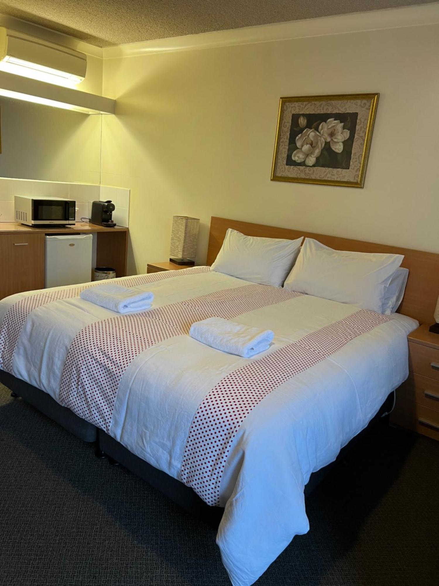 Best Western Governor Gipps Motor Inn Traralgon Exterior photo