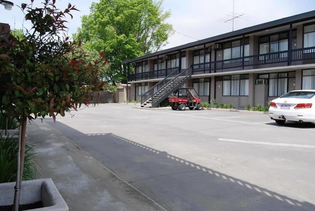 Best Western Governor Gipps Motor Inn Traralgon Exterior photo