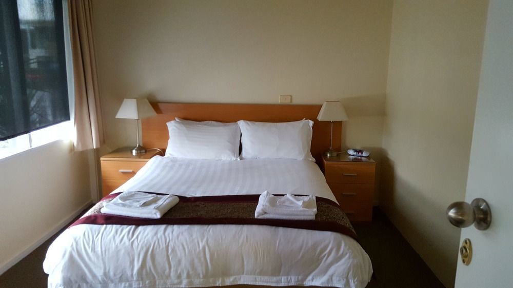 Best Western Governor Gipps Motor Inn Traralgon Exterior photo