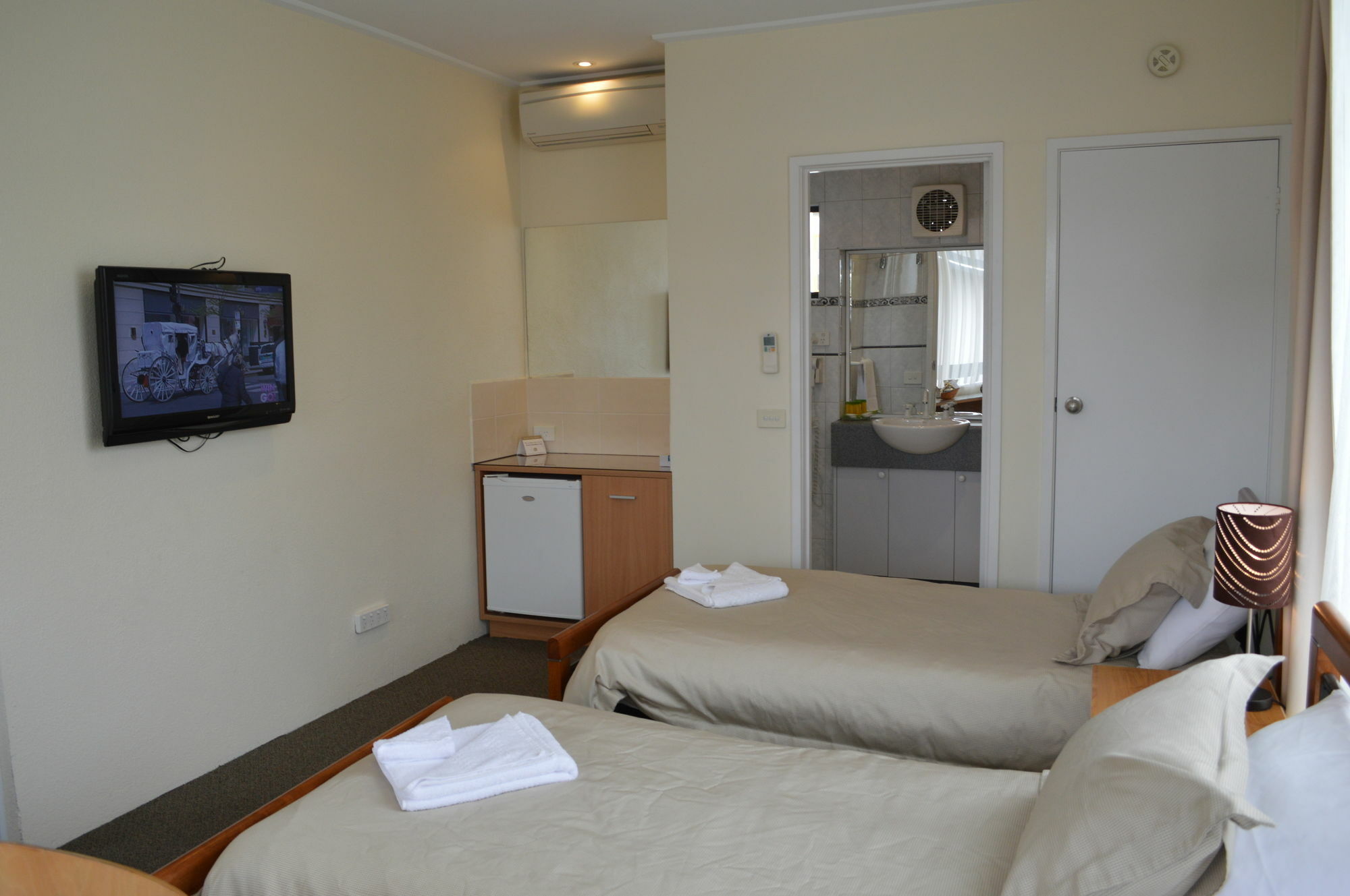 Best Western Governor Gipps Motor Inn Traralgon Exterior photo